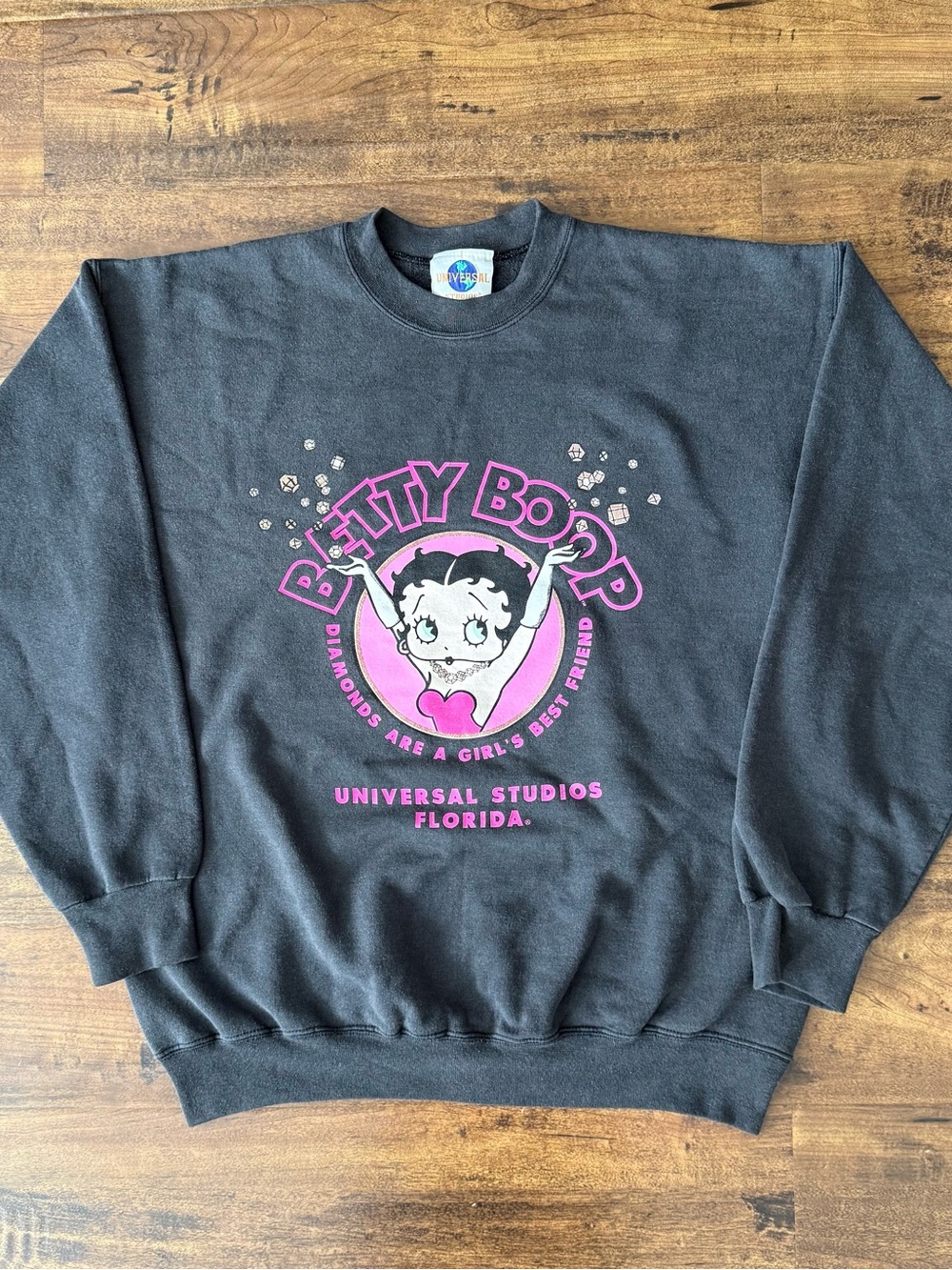 Vintage 90s Betty Boop Sweatshirt Size L faded black Universal Studios Hollywood